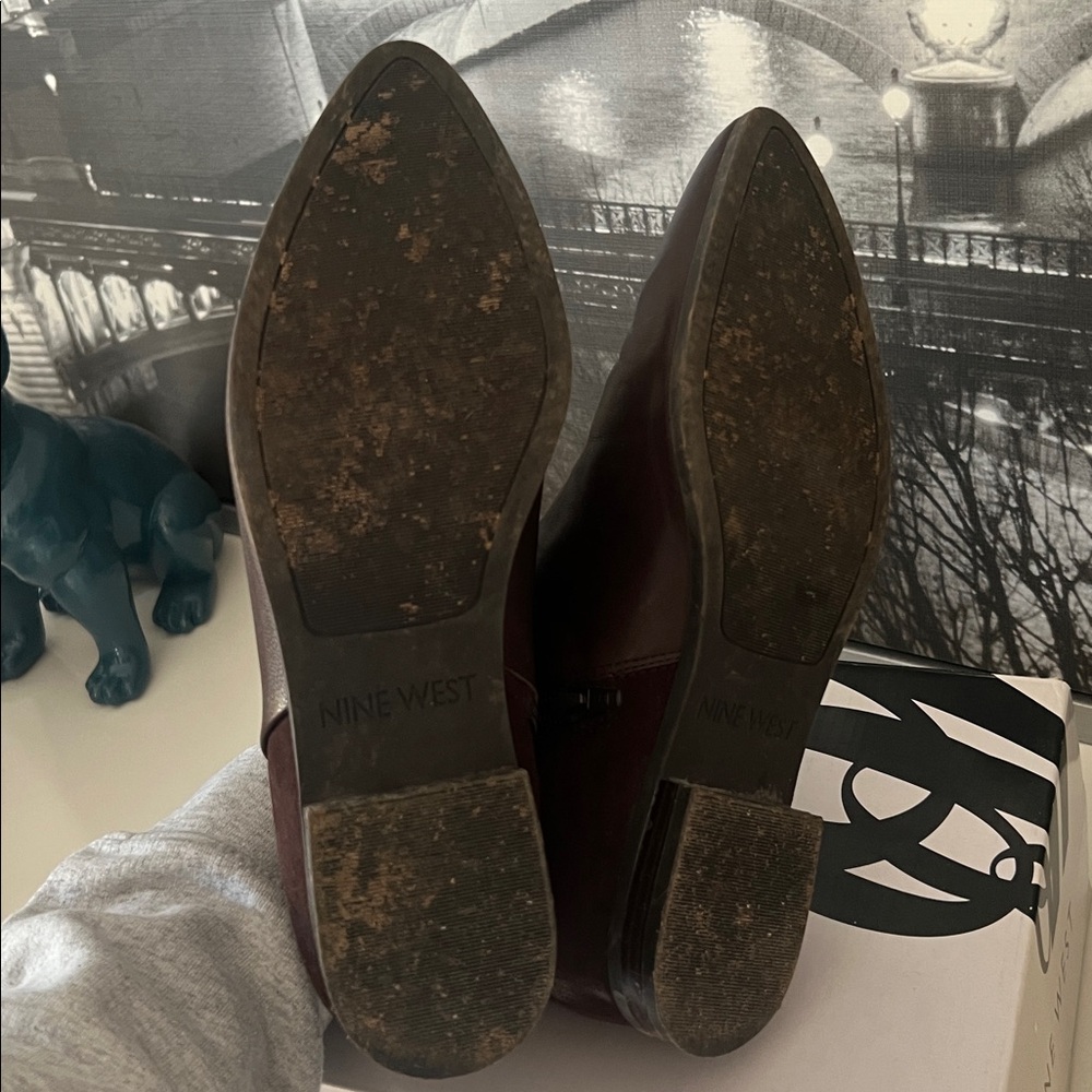 2/$7 Nine West Dark Brown Ankle Boots with box - Picture 8 of 8